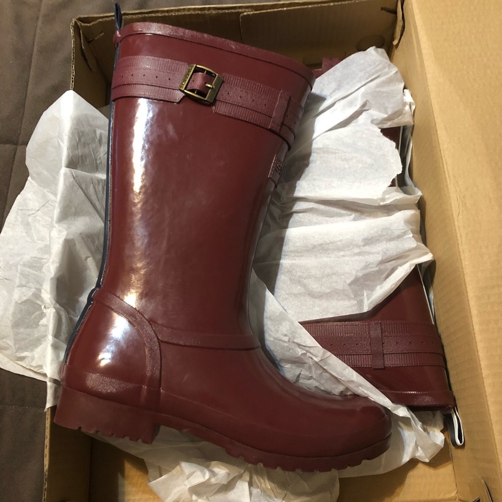 NIB Sperry rainboots